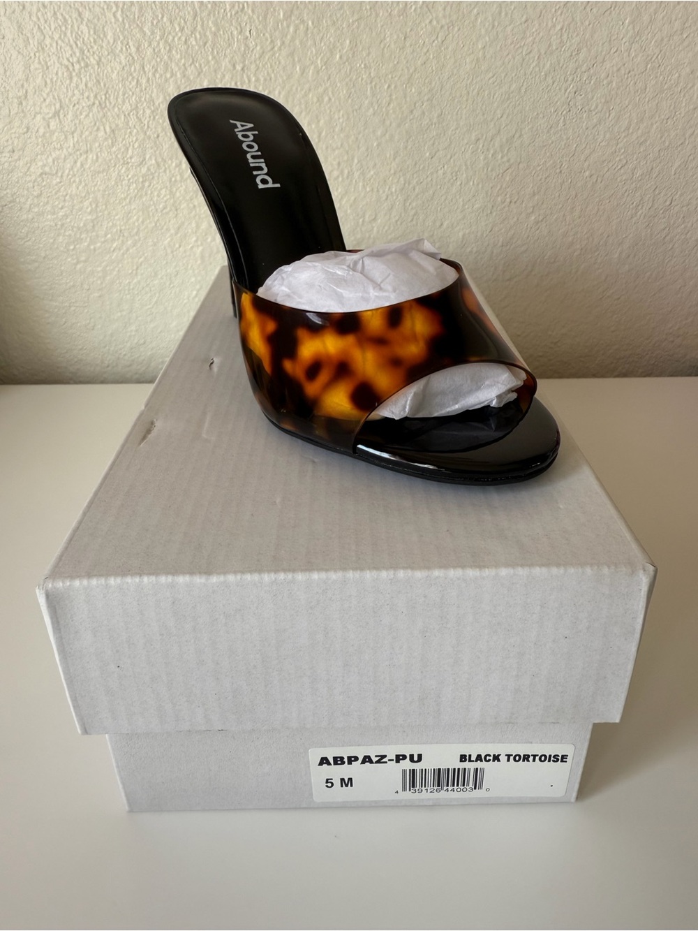 Abound Black Tortoise Size 5 new